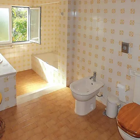 Poco Partido Sleeps 8 Pool Air Con Wifi Villa